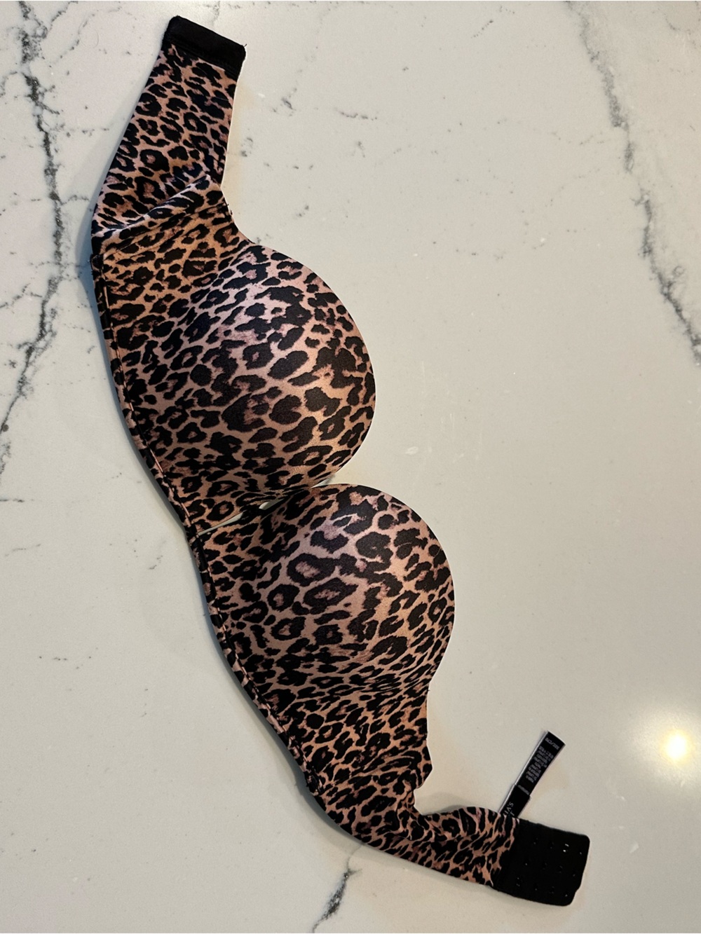 Victoria’s Secret Miraculous Push-Up Bra 32C Leopard Print Adds 2 Cups